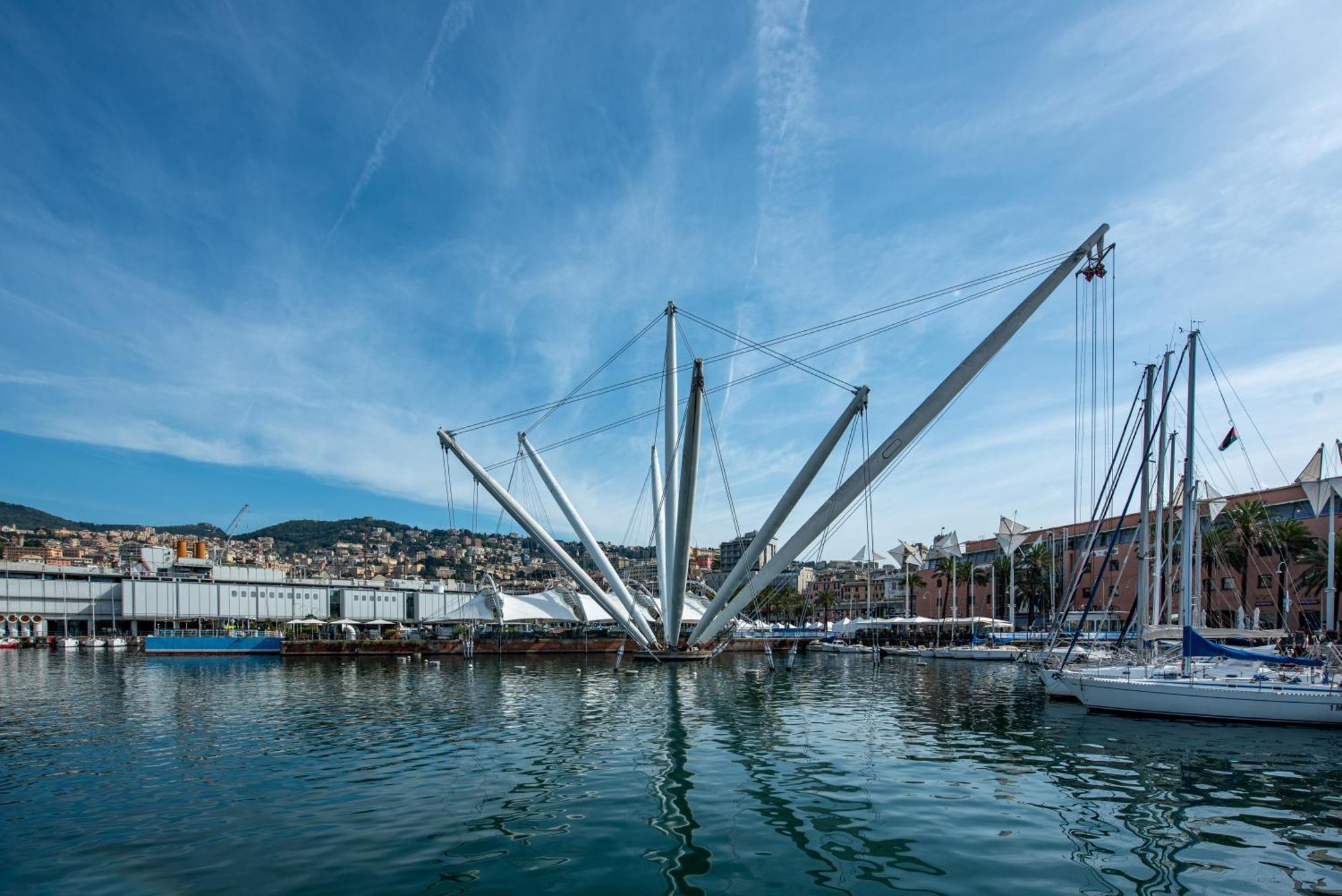 Genova Centro - Lussuosa Suite Arte E Storia Luaran gambar